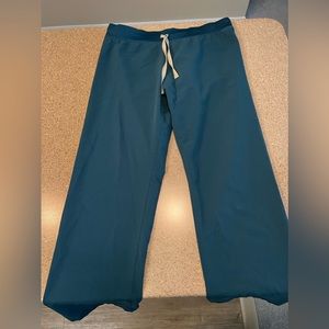 Livingston scrub pants